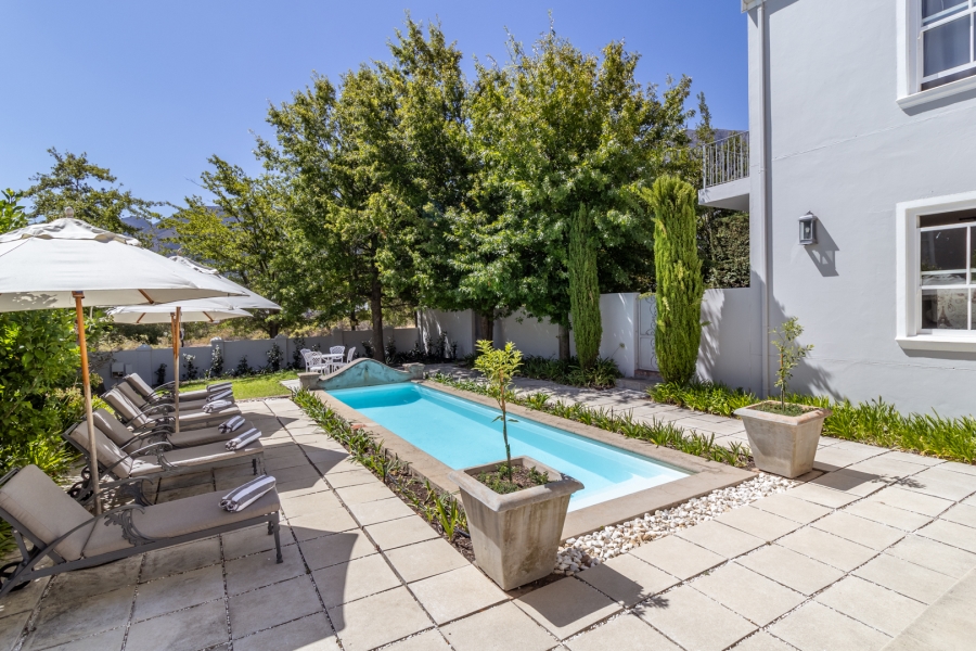To Let 5 Bedroom Property for Rent in Franschhoek Western Cape